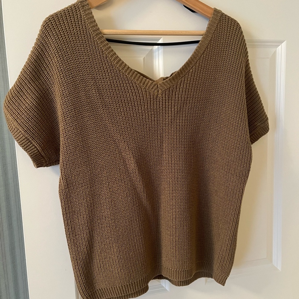 Source Unknown Women's V-Neck Short-Sleeve Knit Sweater in green